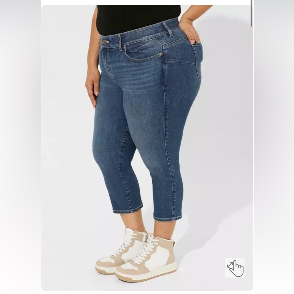 Torrid Crop Bombshell Skinny Premium Stretch High-Rise Jean Size 18 NWT - Picture 4 of 4